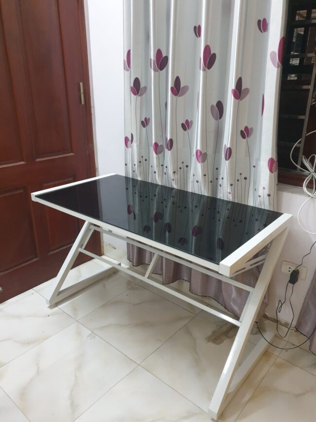 Bàn Gaming Z- Desk Mặt Kính Cường Lực Trắng - Hình ảnh 2