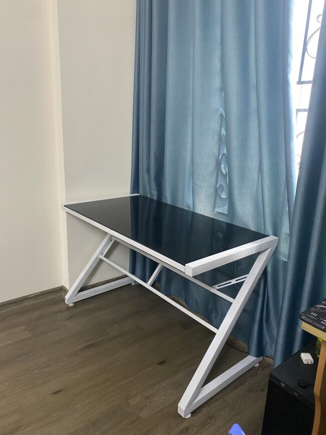 Bàn Gaming Z- Desk Mặt Kính Cường Lực Trắng - Hình ảnh 5
