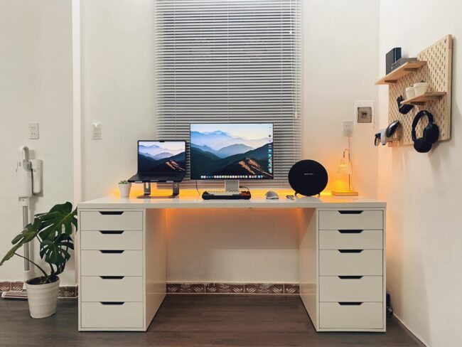Bàn Ikea 2 Hộc Tủ Đen ( Mặt Tùy Biến Màu Sắc ) - Hình ảnh 5