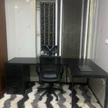 Bàn Ikea chữ L 1 Hộc Tủ - Chất liệu gỗ MDF Phủ Melamin Chống Thấm và Chống Xước - Ảnh 5